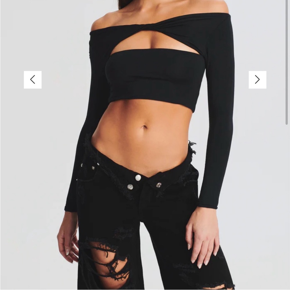 SER.O.YA White Crop Top